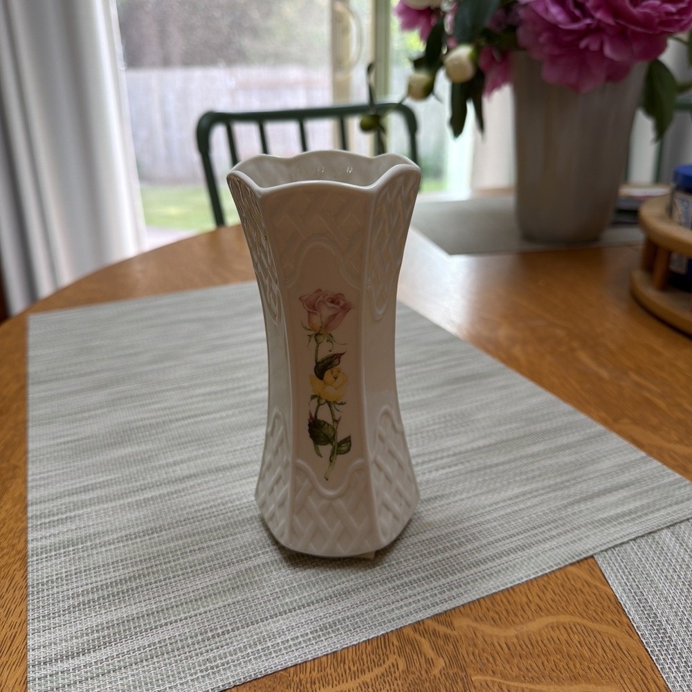 Belleek Millennium 2000 7" Cottage Rose Vase Excellent